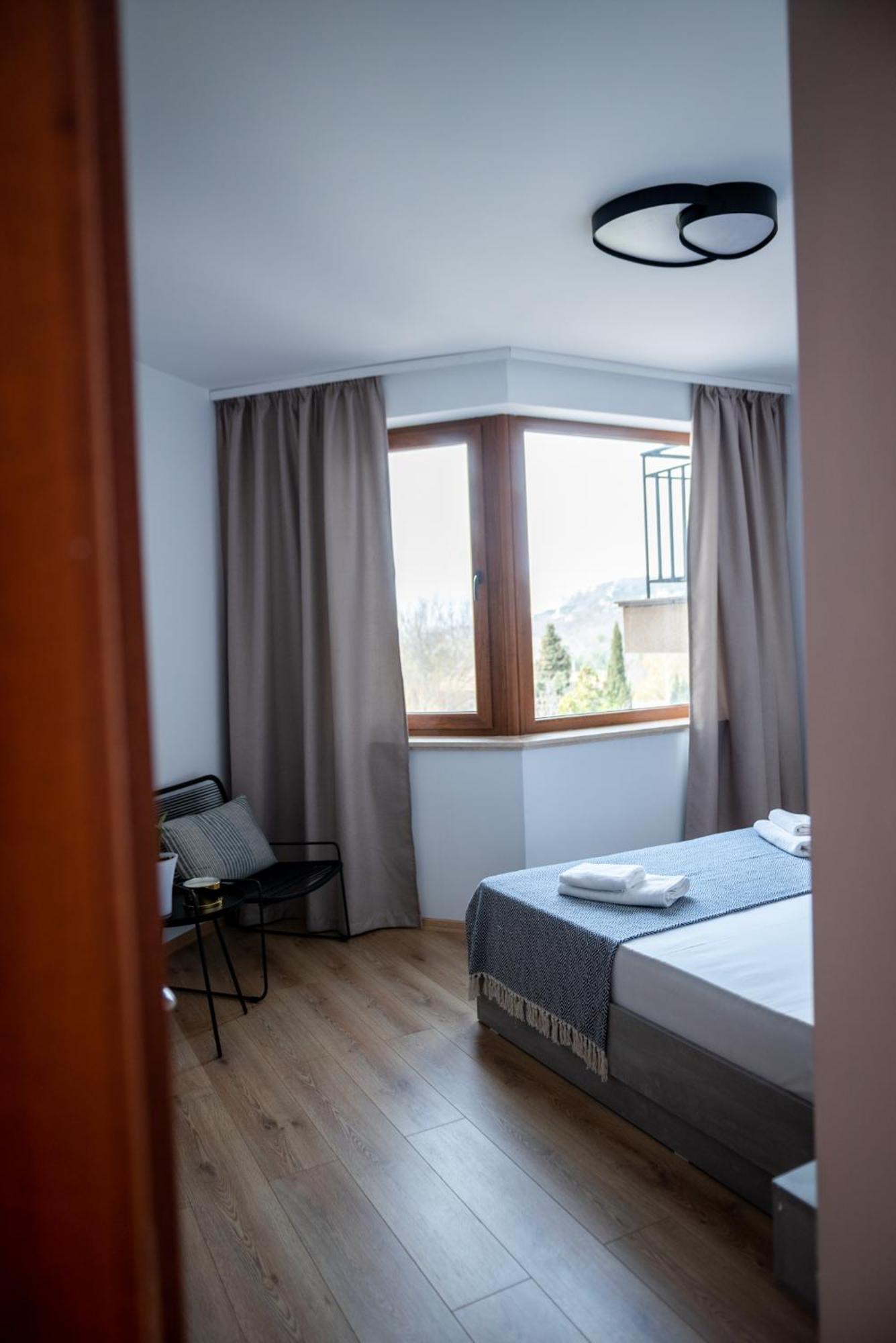 Queen'S Garden Balchik Apartment Exterior foto
