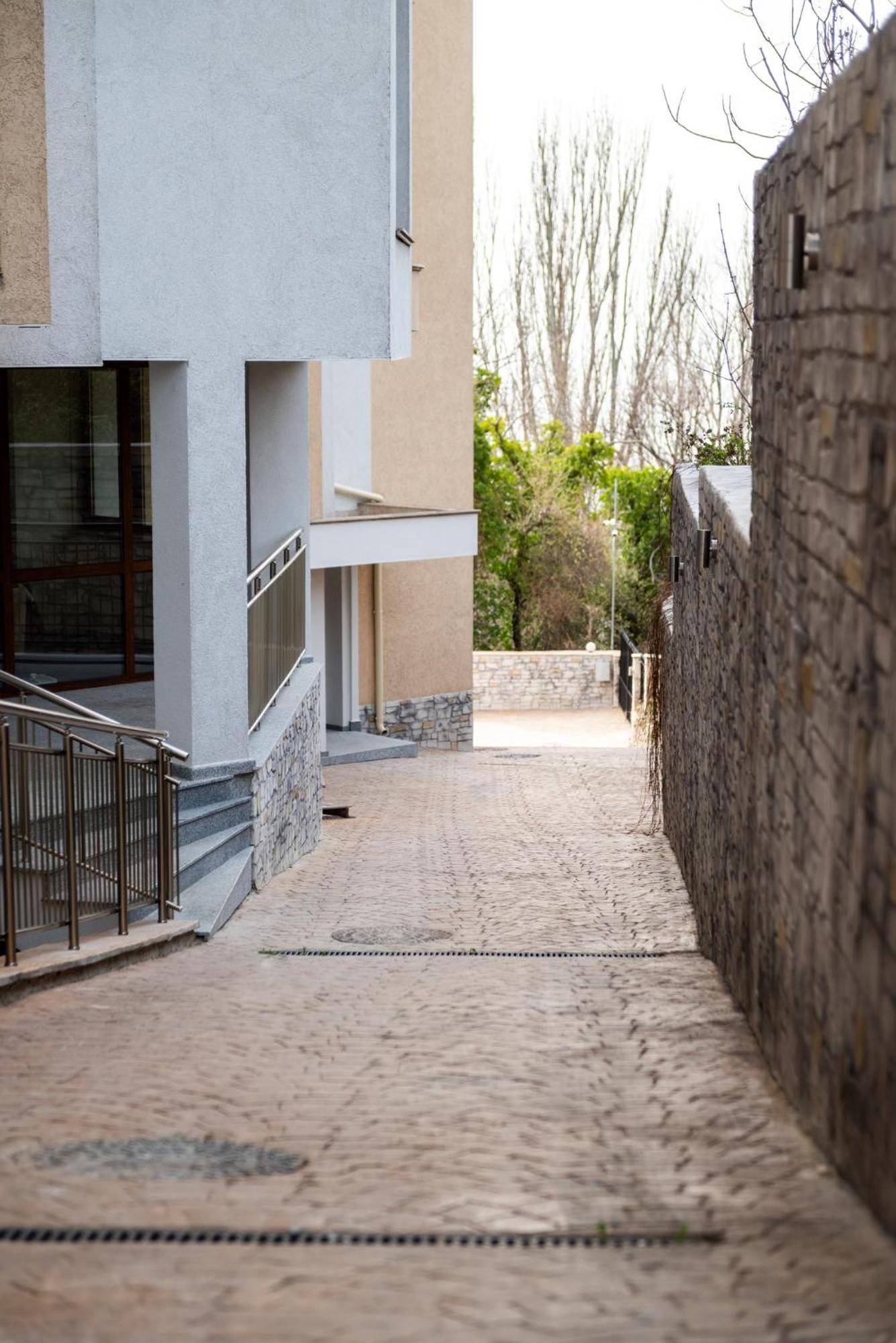 Queen'S Garden Balchik Apartment Exterior foto