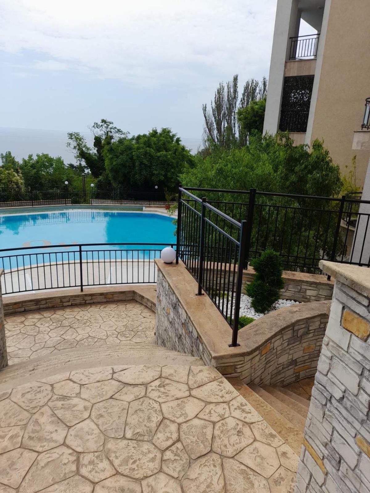 Queen'S Garden Balchik Apartment Exterior foto